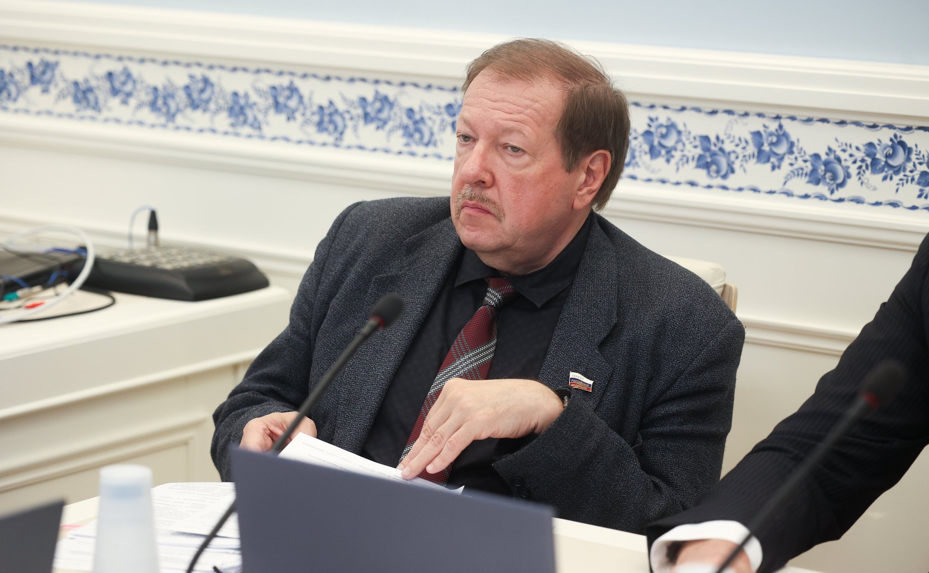 Александр Русаков