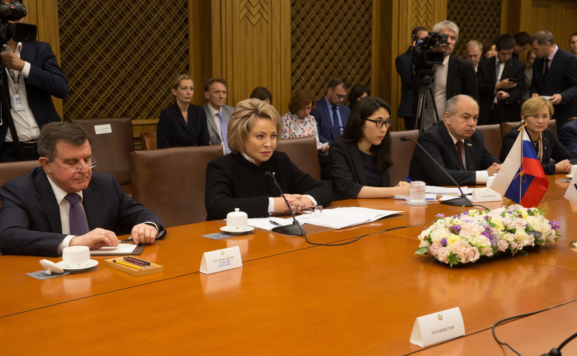 Встреча Председателя Совета Федерации В. Матвиенко с Председателем Национального собрания Республики Корея Мун Хи Саном