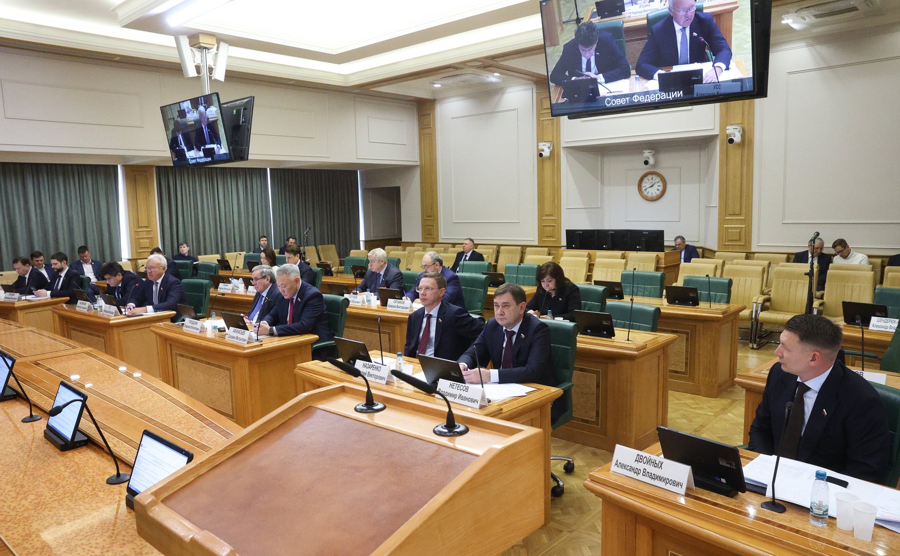 Заседание Комитета Совета Федерации по федеративному устройству, региональной политике, местному самоуправлению и делам Севера