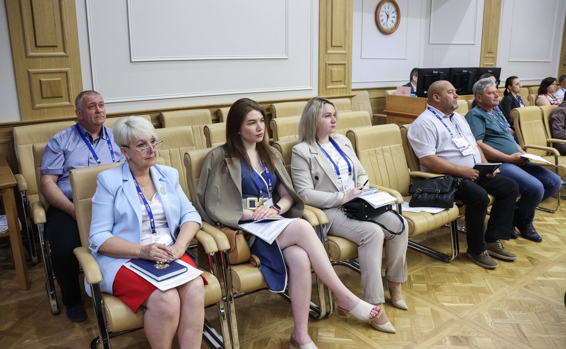 Встреча сенаторов Российской Федерации с участниками программы «Руководители представительных органов местного самоуправления Донбасса и Новороссии»
