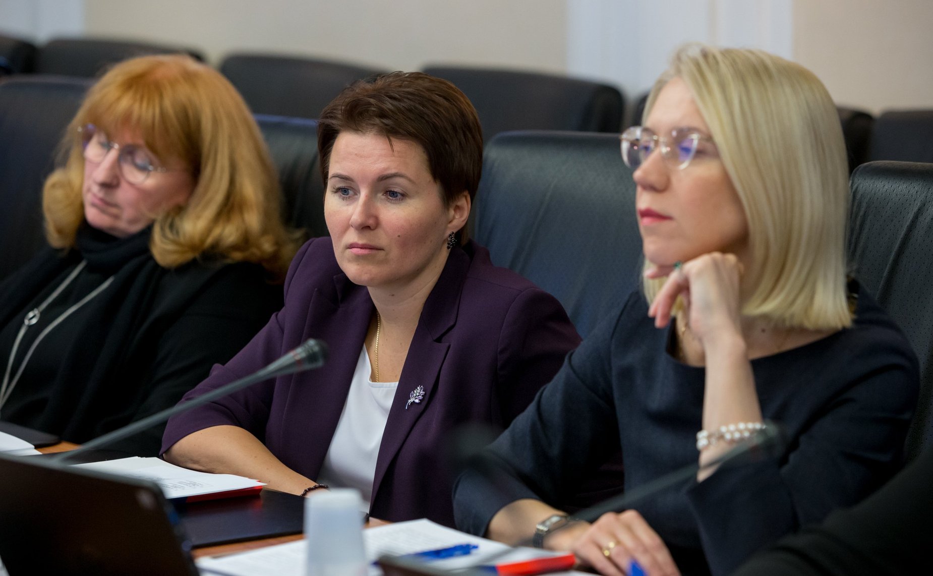 «Круглый стол» на тему «Защита прав и законных интересов работников образовательных организаций в условиях внедрения эффективных контрактов»