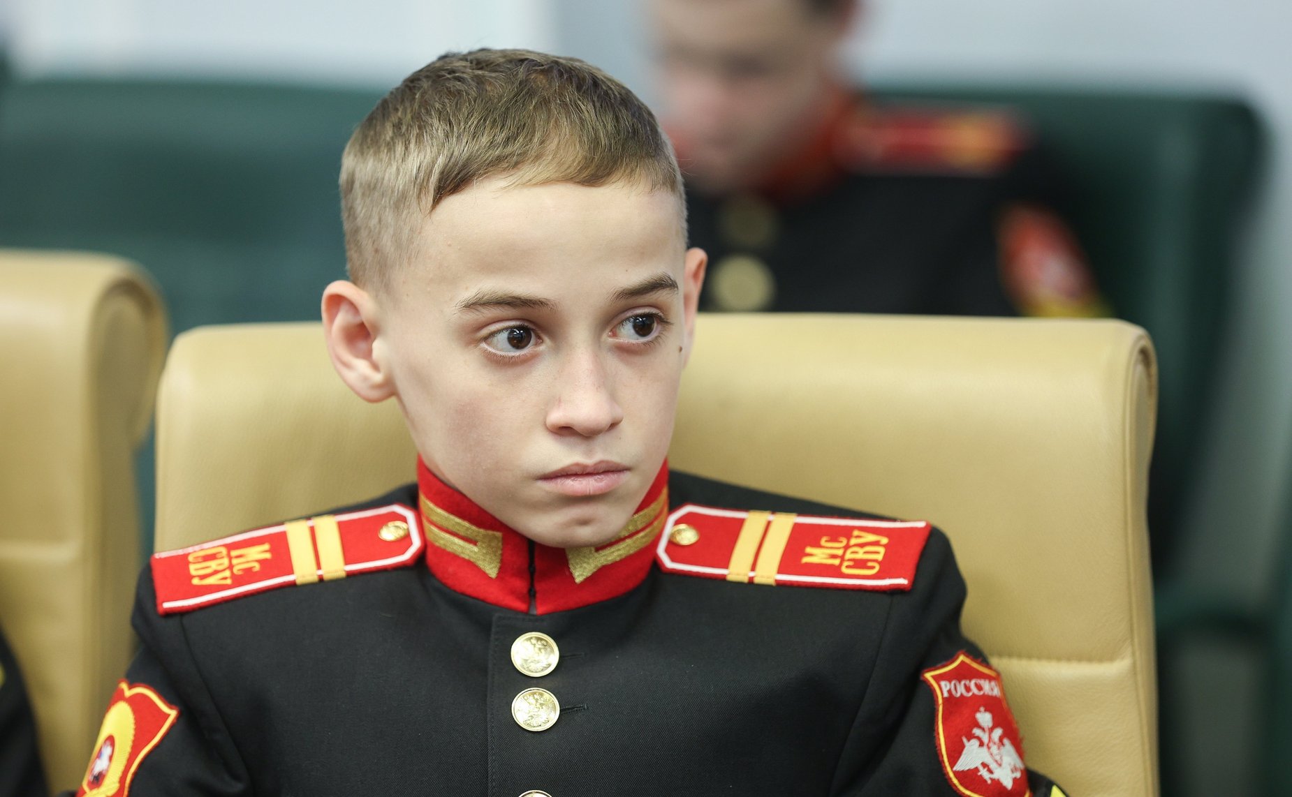 Встреча сенатора РФ Дмитрия Перминова с учащимися Суворовского училища