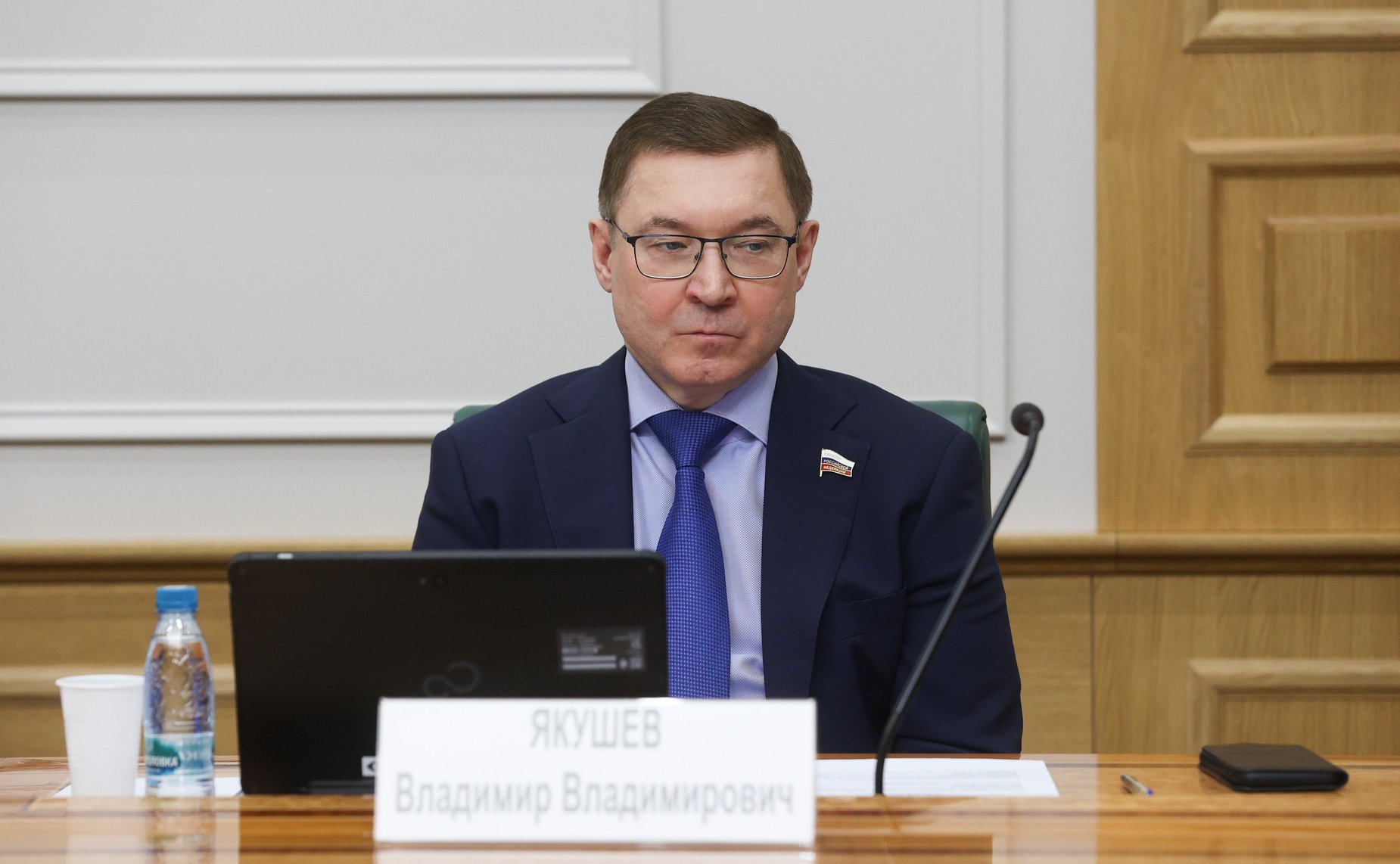 Владимир Якушев