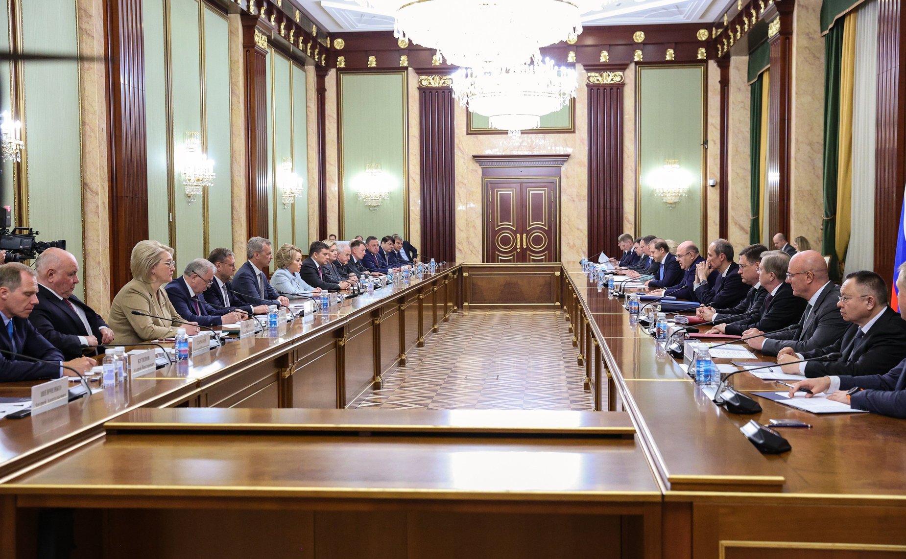 Встреча Председателя Правительства РФ Михаила Мишустина с членами Совета палаты Совета Федерации