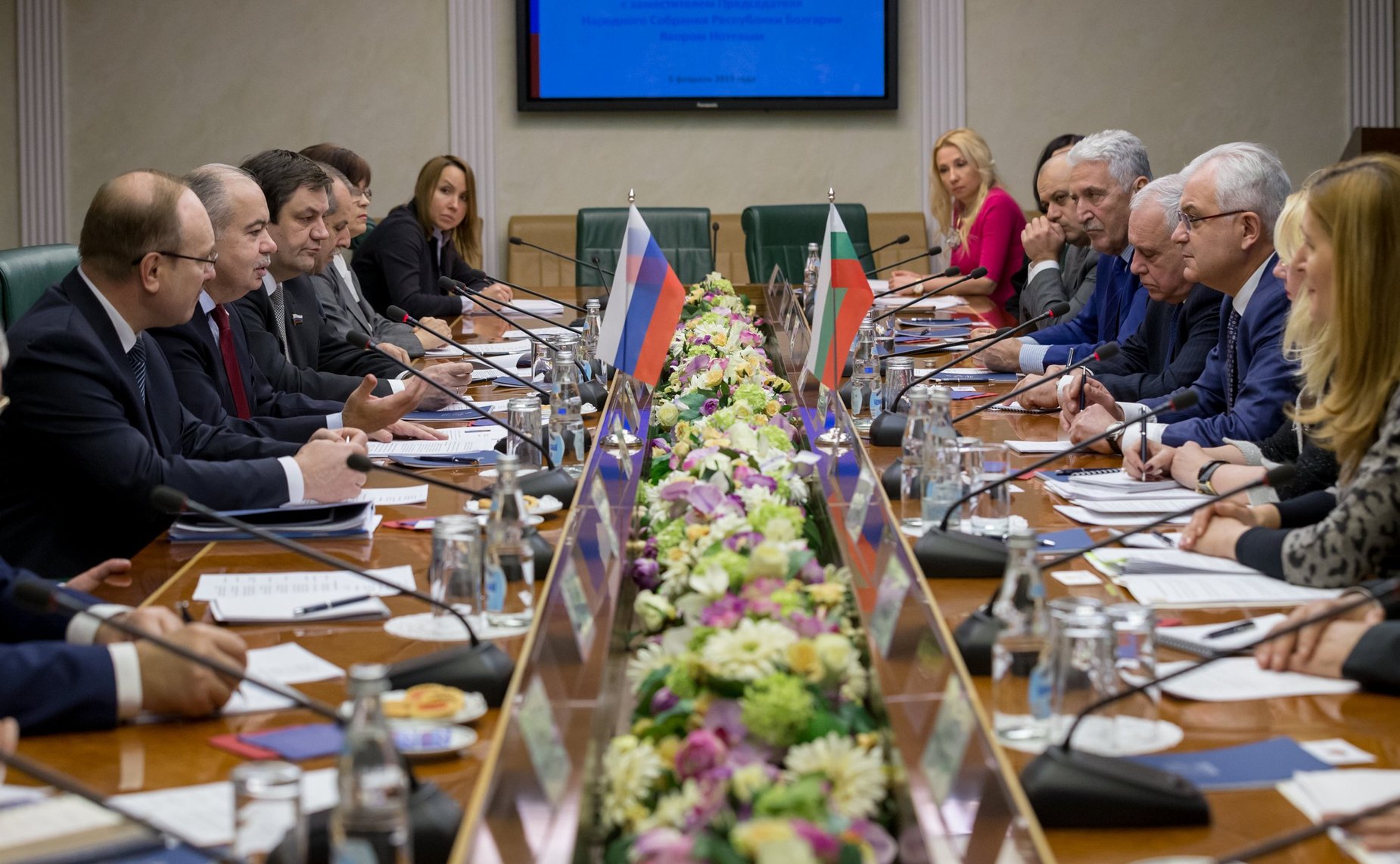 Встреча Ильяса Умаханова c заместителем Председателя народного Собрания Республики Болгарии Явором Нотевым