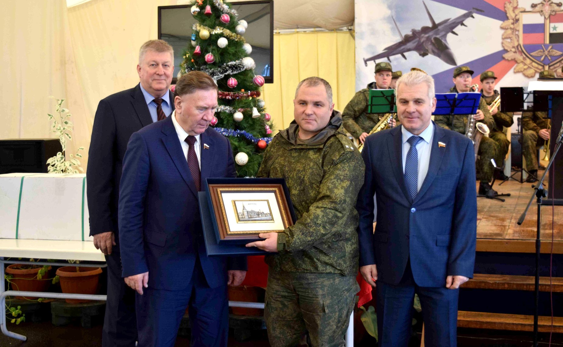 Сергей Мартынов и Александр Михайлов посетили с рабочим визитом российскую авиабазу «Хмеймим» в провинции Латакия и пункт базирования «Тартус» в Сирии