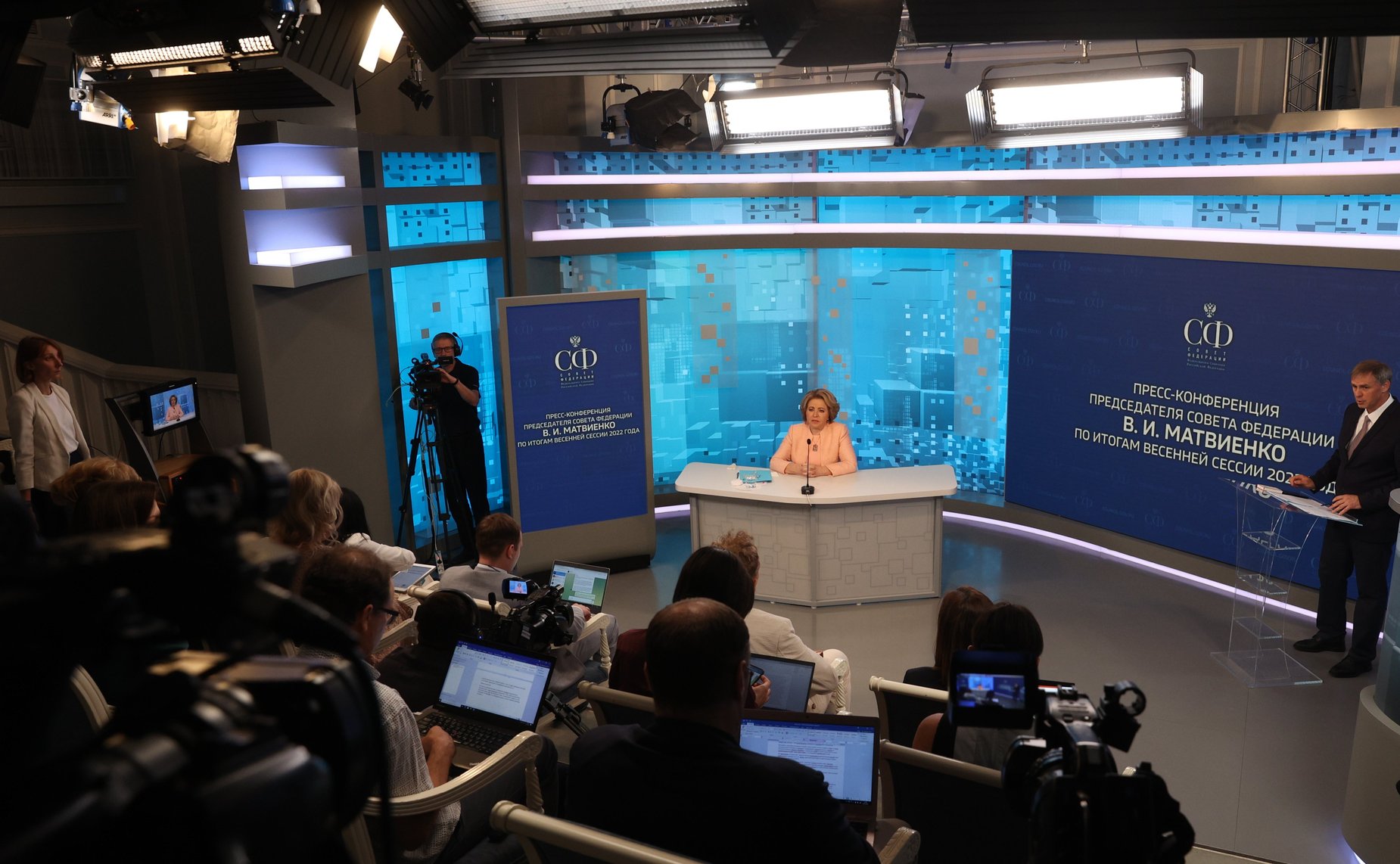 Пресс-конференция Председателя Совета Федерации Валентины Матвиенко по итогам весенней сессии 2022 года
