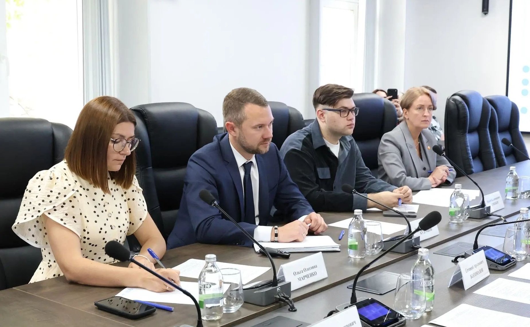 Евгений Богомазов обсудил с главой Росдетцентра реализацию проектов по обучению и развитию детей