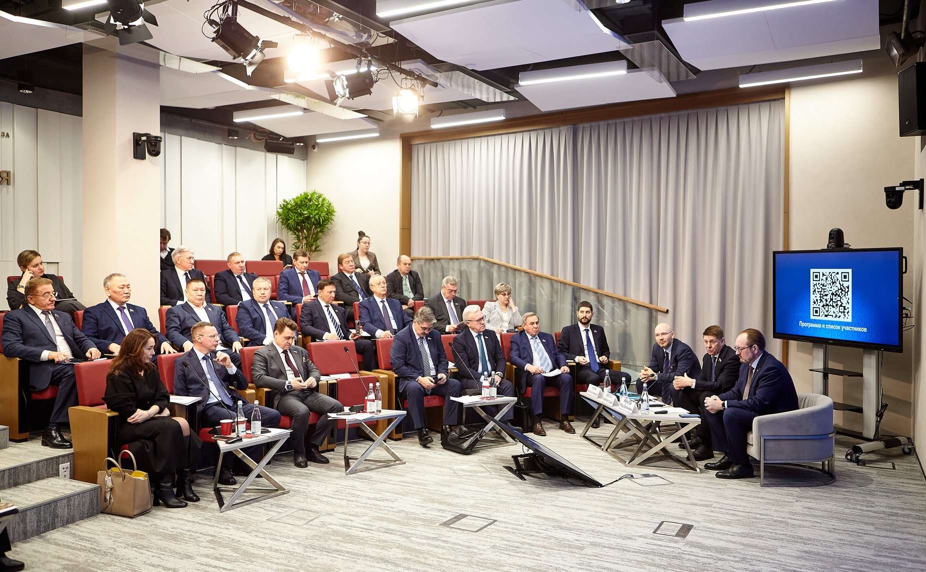 Выездное расширенное заседание Комитета СФ по федеративному устройству, региональной политике, местному самоуправлению и делам Севера «О деятельности Центра взаимодействия и коммуникаций в строительстве Главгосэкспертизы России»