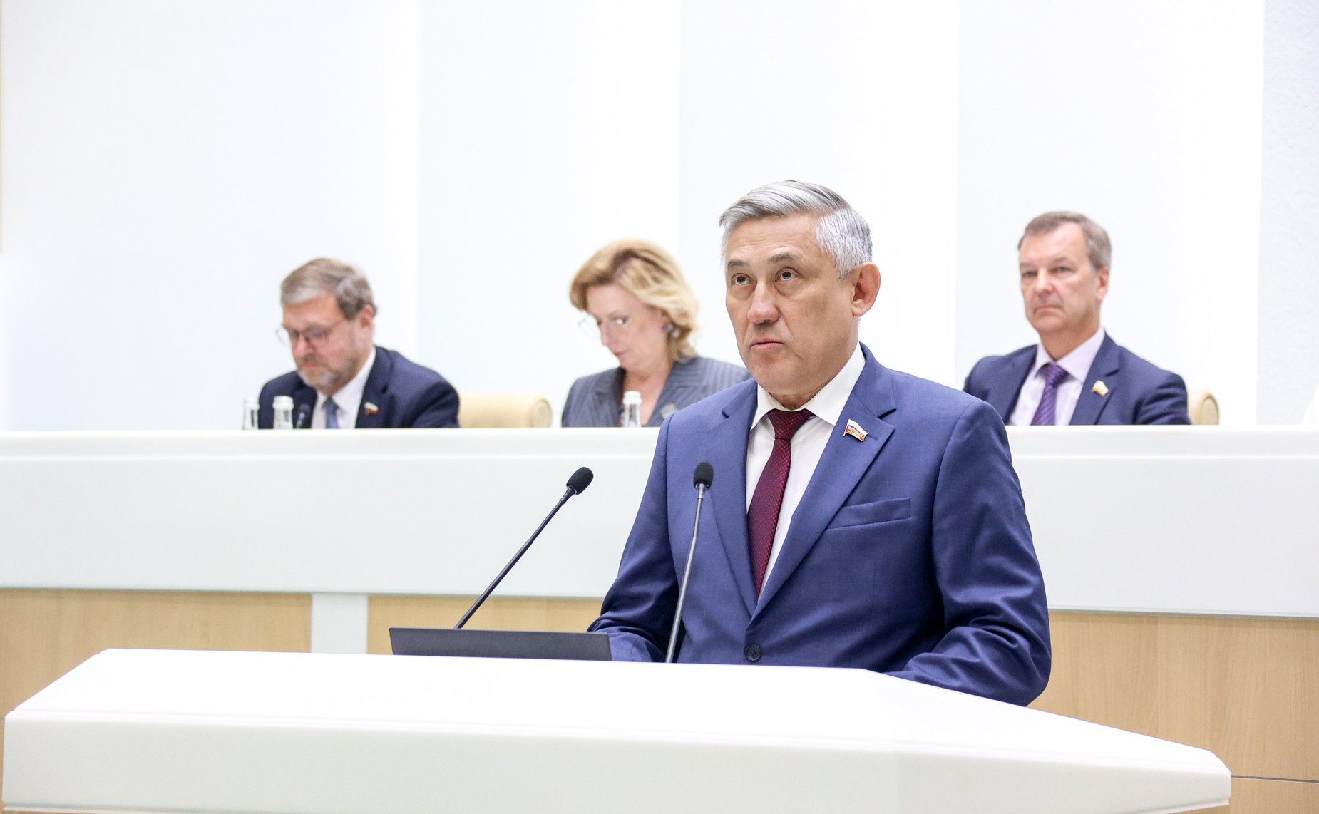 Юрий Валяев