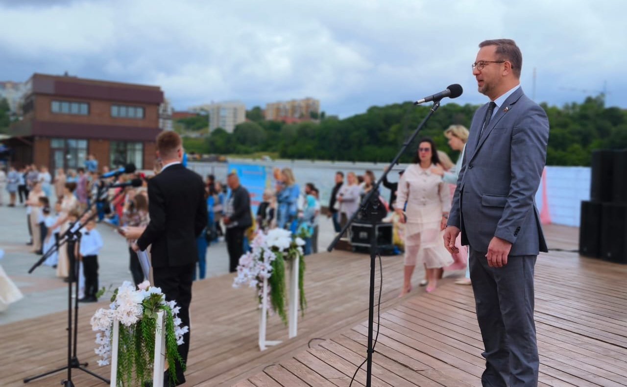 Николай Владимиров принял участие в «Бале выпускников-2023» для воспитанников детских садов г. Чебоксары