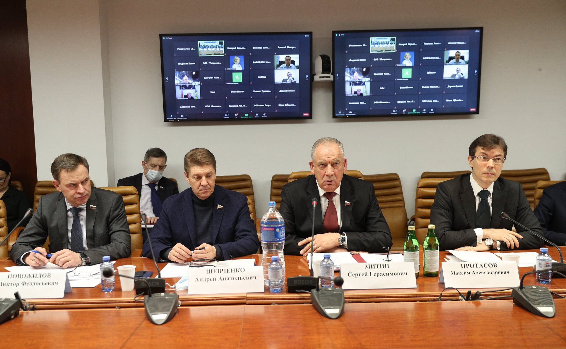 Заседание рабочей группы по противодействию незаконному обороту упакованной питьевой воды, включая природную минеральную