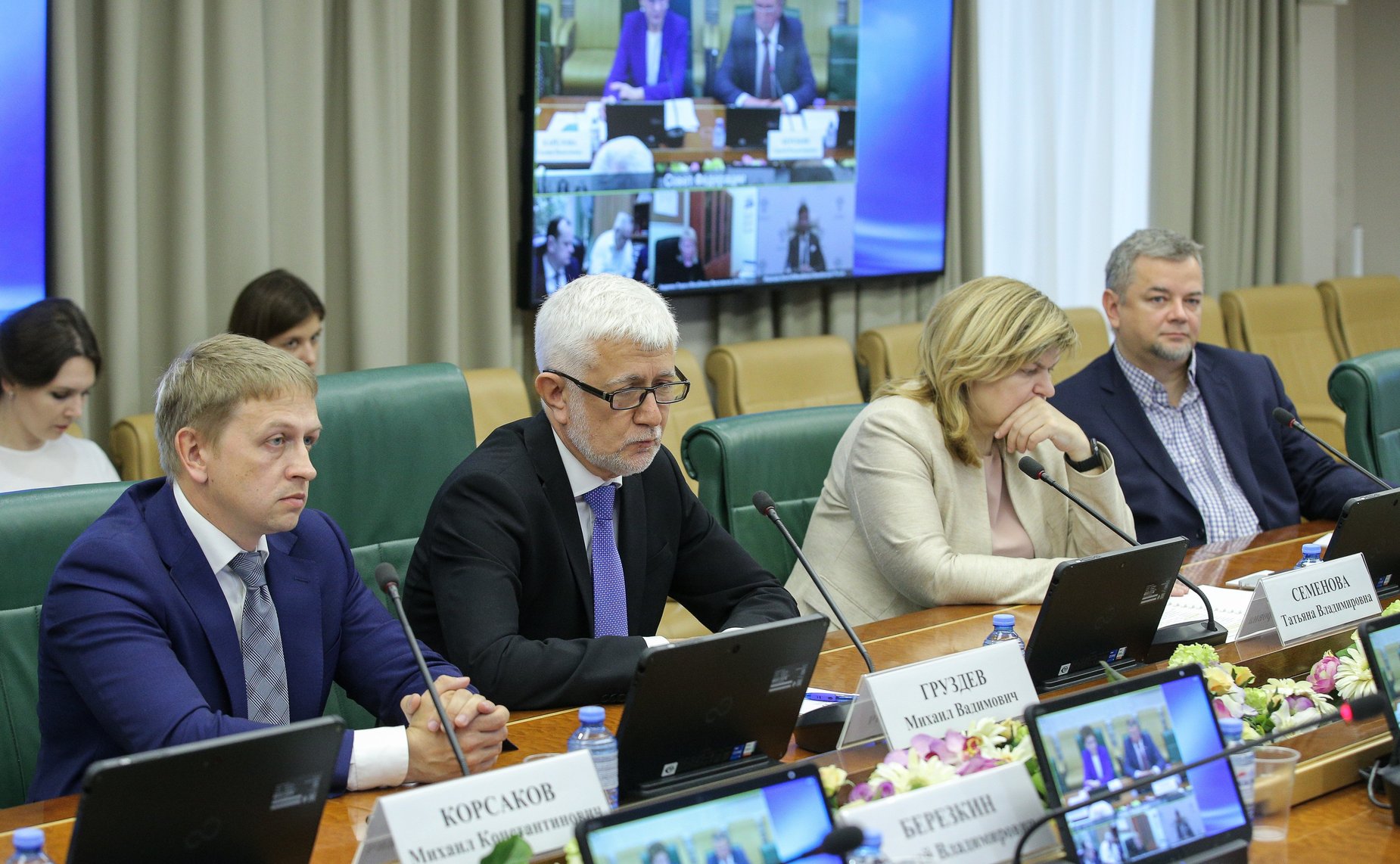 Совещание Комитета СФ по социальной политике