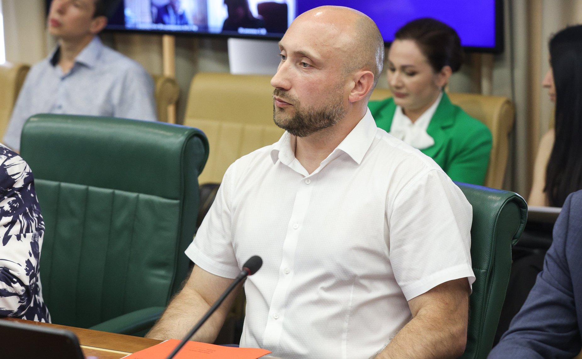 Круглый стол Комитета Совета Федерации по конституционному законодательству и государственному строительству на тему «Проблемы качества оказания юридических услуг: квалифицированное юридическое представительство и адвокатура. Пути взаимодействия»