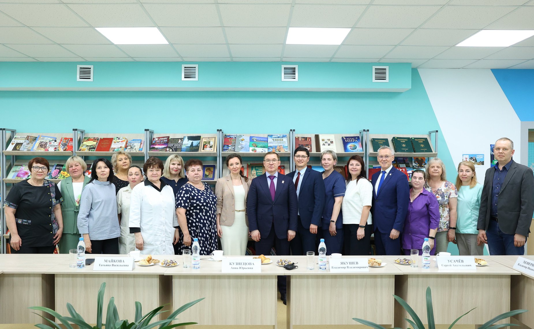 Владимир Якушев в ходе рабочей поездки в Республику Коми встретился с коллективом Республиканского Тентюковского дома-интерната для престарелых и инвалидов