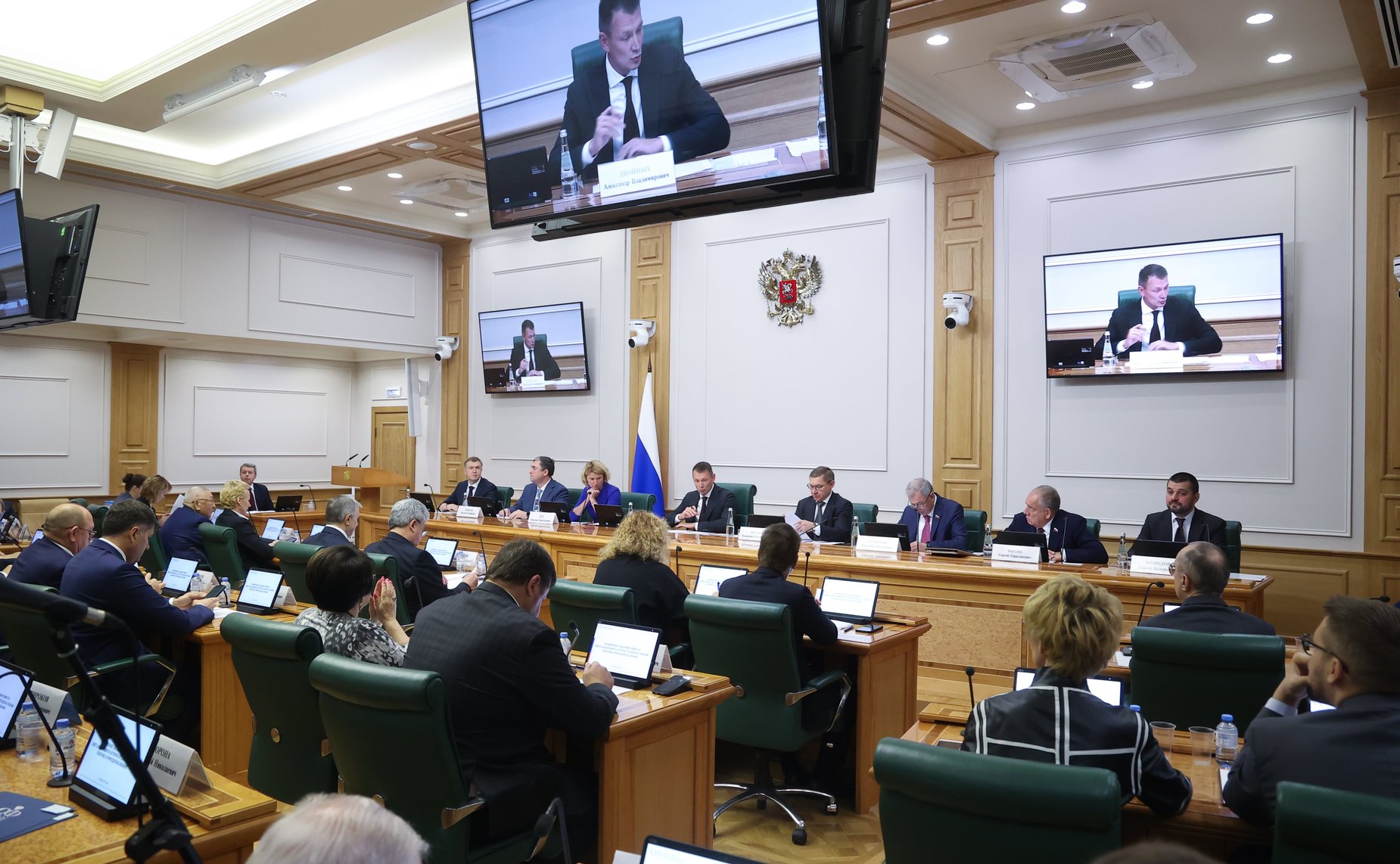 Расширенное заседание Комитета Совета Федерации по аграрно-продовольственной политике и природопользованию (подготовка Правительственного часа)