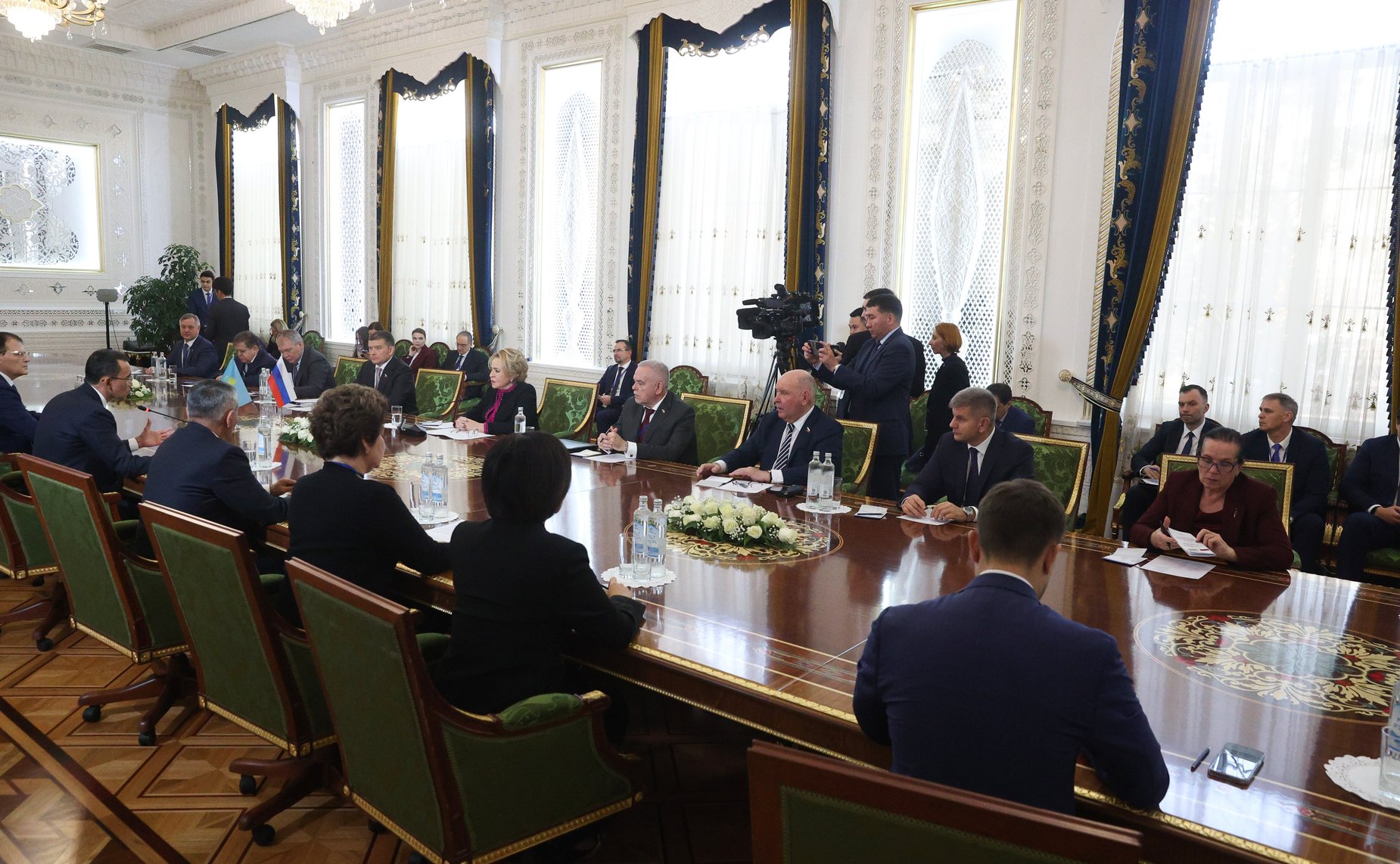 Встреча Председателя Совета Федерации Валентины Матвиенко с Председателем Сената Парламента Республики Казахстан Мауленом Ашимбаевым