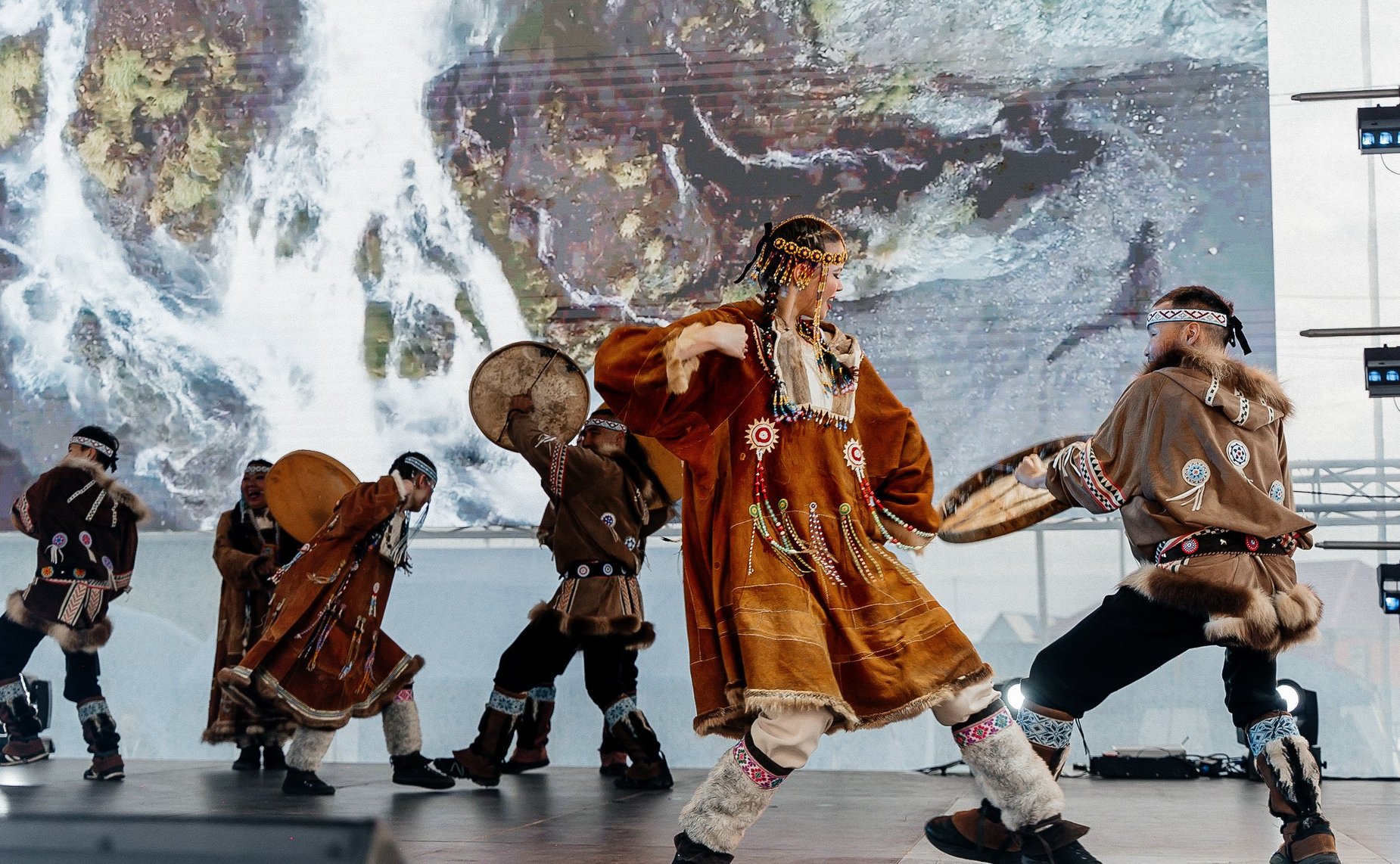 Торжественное открытие Всероссийского молодежного экологического форума «Экосистема. Заповедный край»