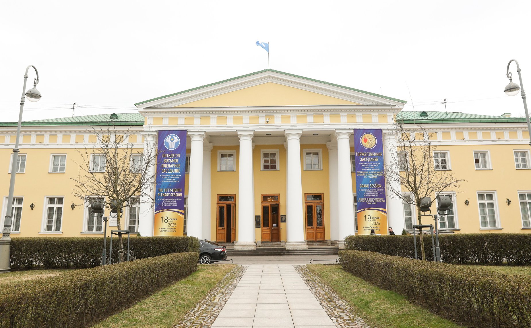 Сенаторы РФ принимают участие в мероприятиях весенней сессии Межпарламентской Ассамблеи государств-участников СНГ