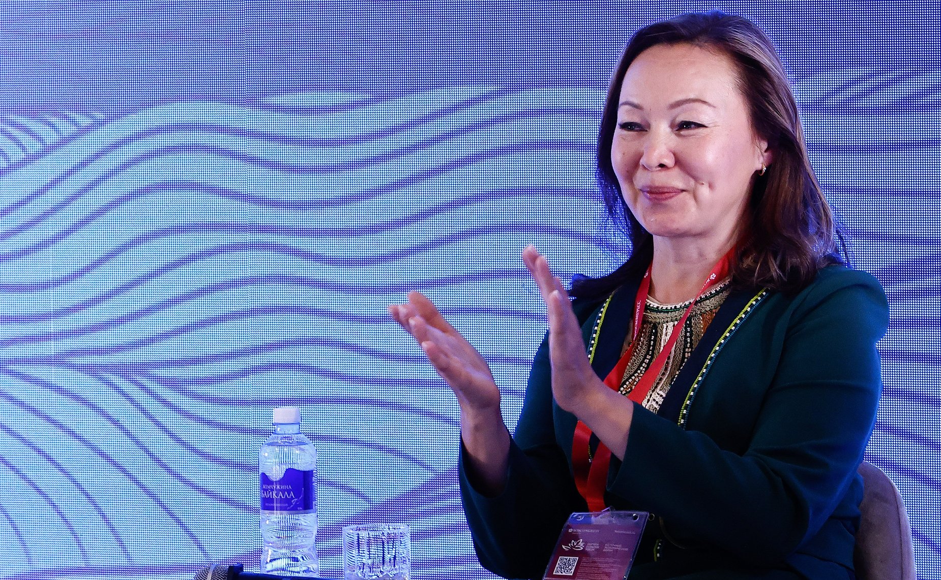 Сессия «Диалог культур коренных народов России и Китая». Сенаторы принимают участие в VIII Восточном экономическом форуме