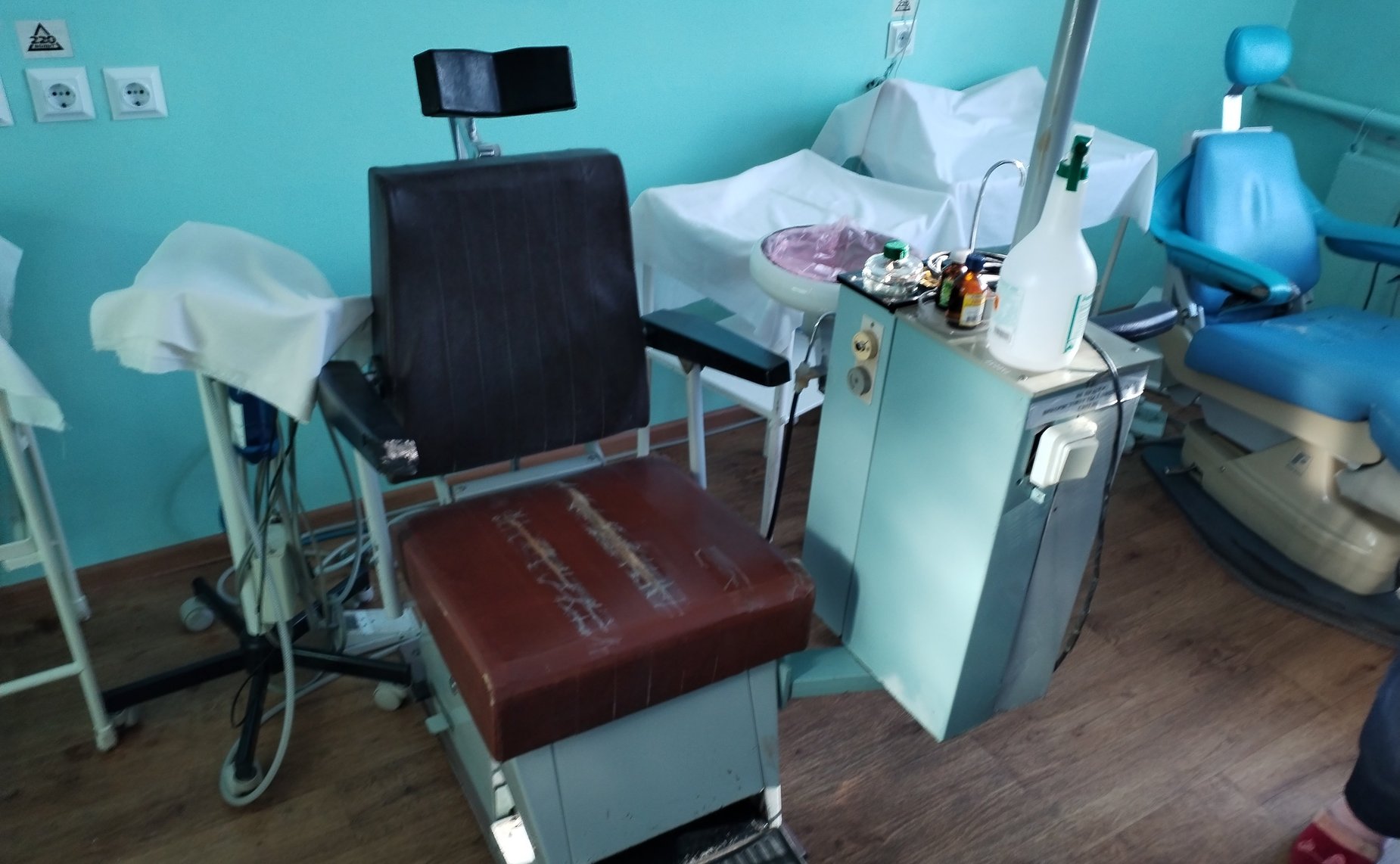 Игорь Кастюкевич доставил аппарат УЗИ в центральную районную больницу поселка Верхний Рогачик Херсонской области