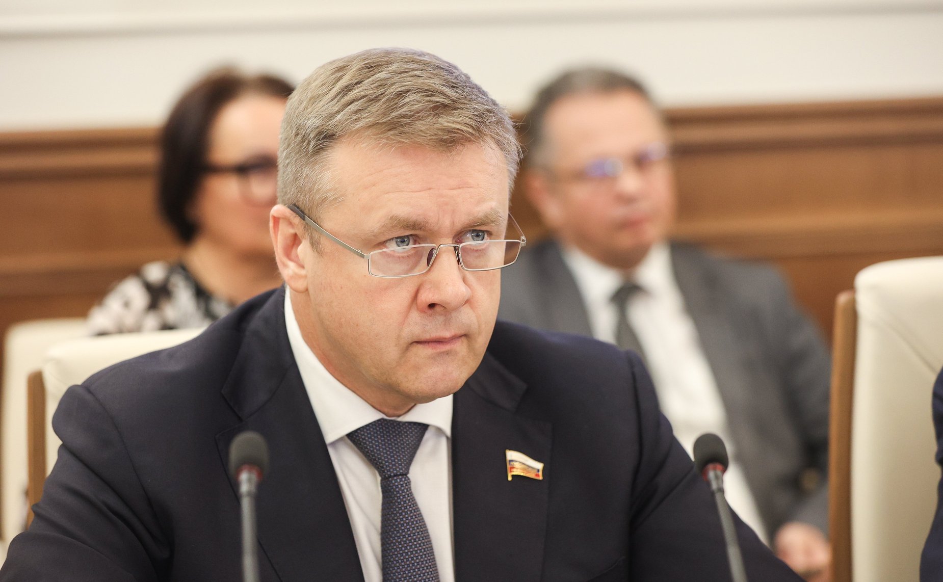 Николай Любимов