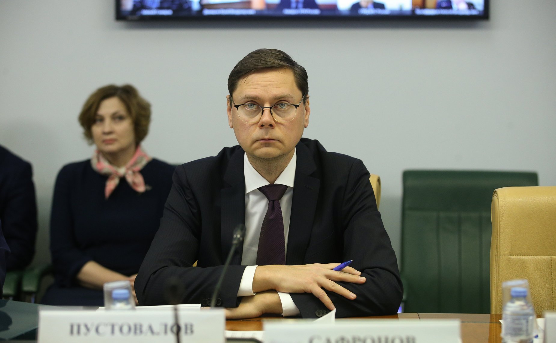 Круглый стол Комитета СФ по конституционному законодательству и государственному строительству