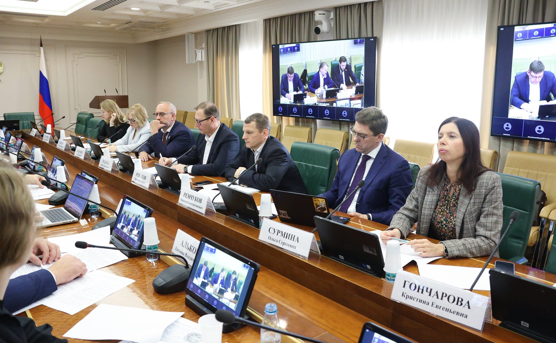 Круглый стол Комитета Совета Федерации по экономической политике на тему «Инновационные подходы к переработке и повторному использованию пластика»