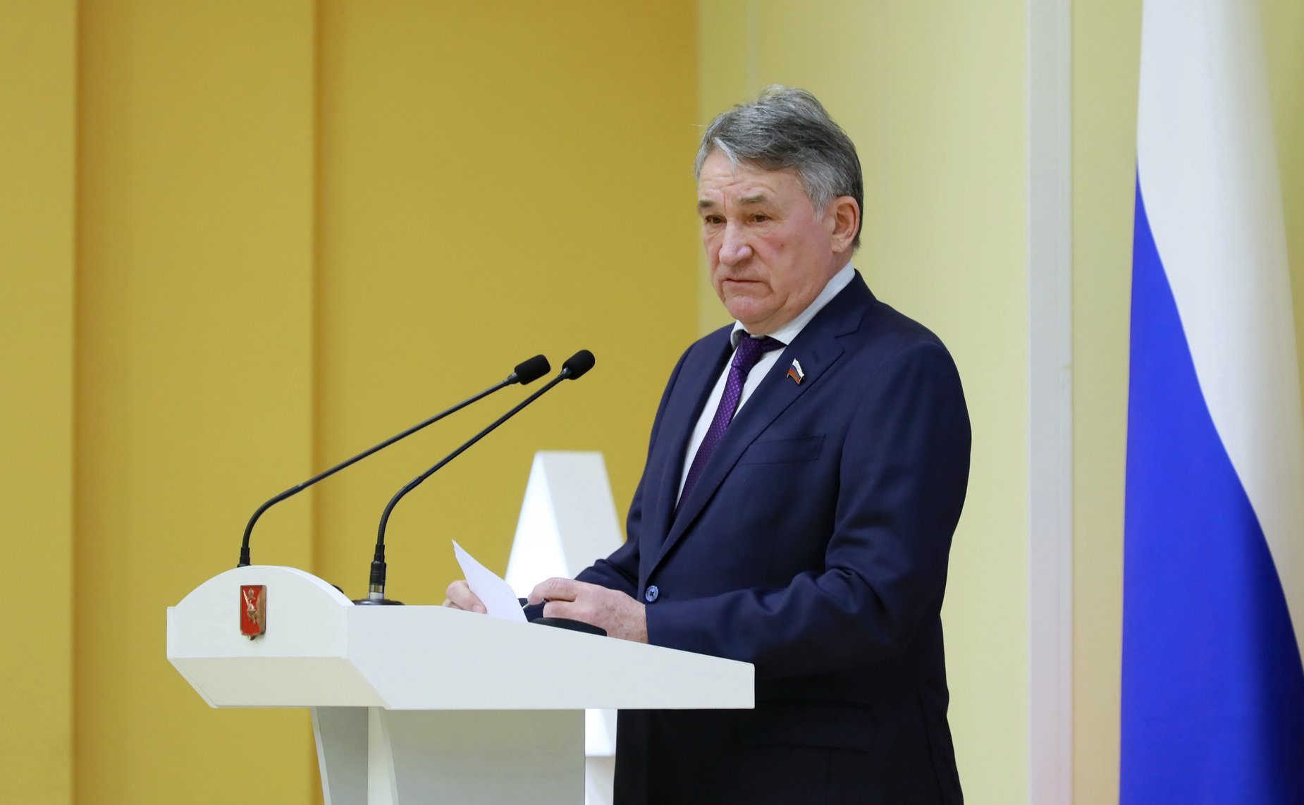 Заместитель Председателя СФ Юрий Воробьев выступил с приветственным словом на пленарном заседании 26-го Международного лесного форума «Российский лес»