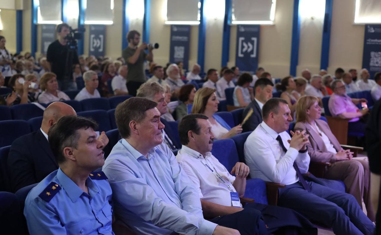 Александр Савин принял участие в Форуме «Сообщество»