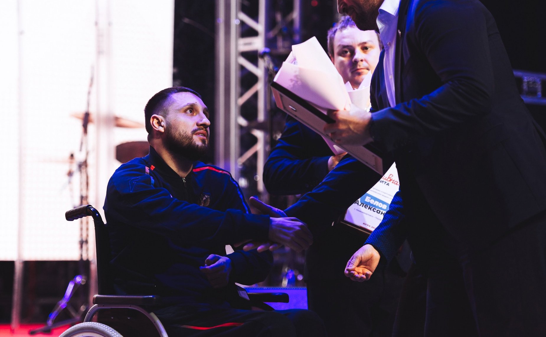 Эдуард Исаков принял участие в торжественной церемонии награждения лауреатов окружного конкурса «Спортивная Элита» в городе Ханты-Мансийске