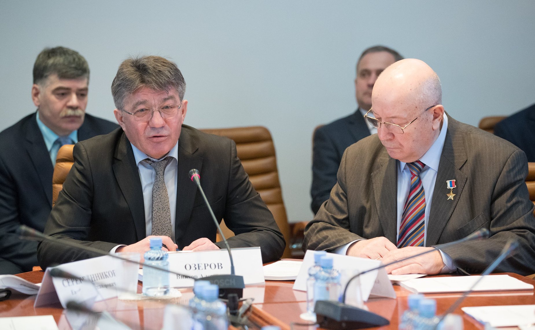 В. Озеров и А. Чекалин