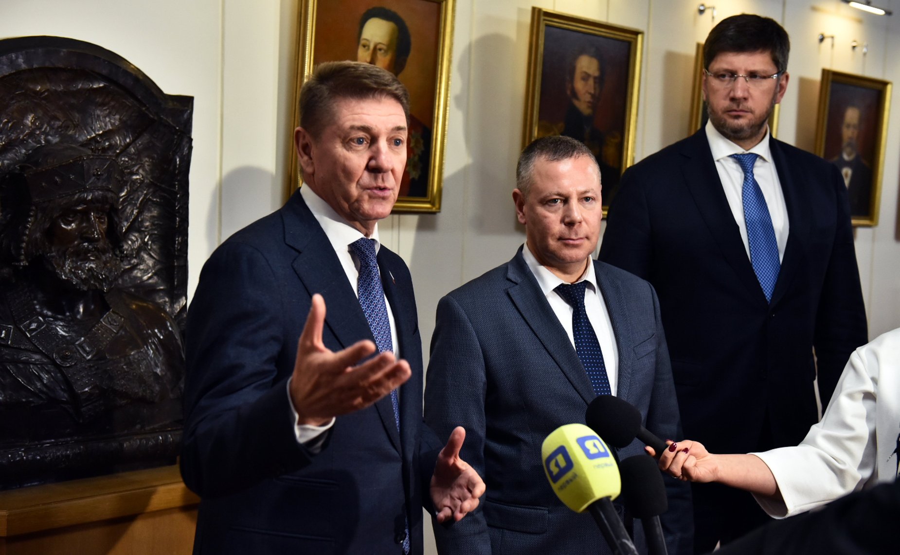 Пресс-подход по итогам выездного совещания Комитета СФ по федеративному устройству, региональной политике, местному самоуправлению и делам Севера в Ярославле