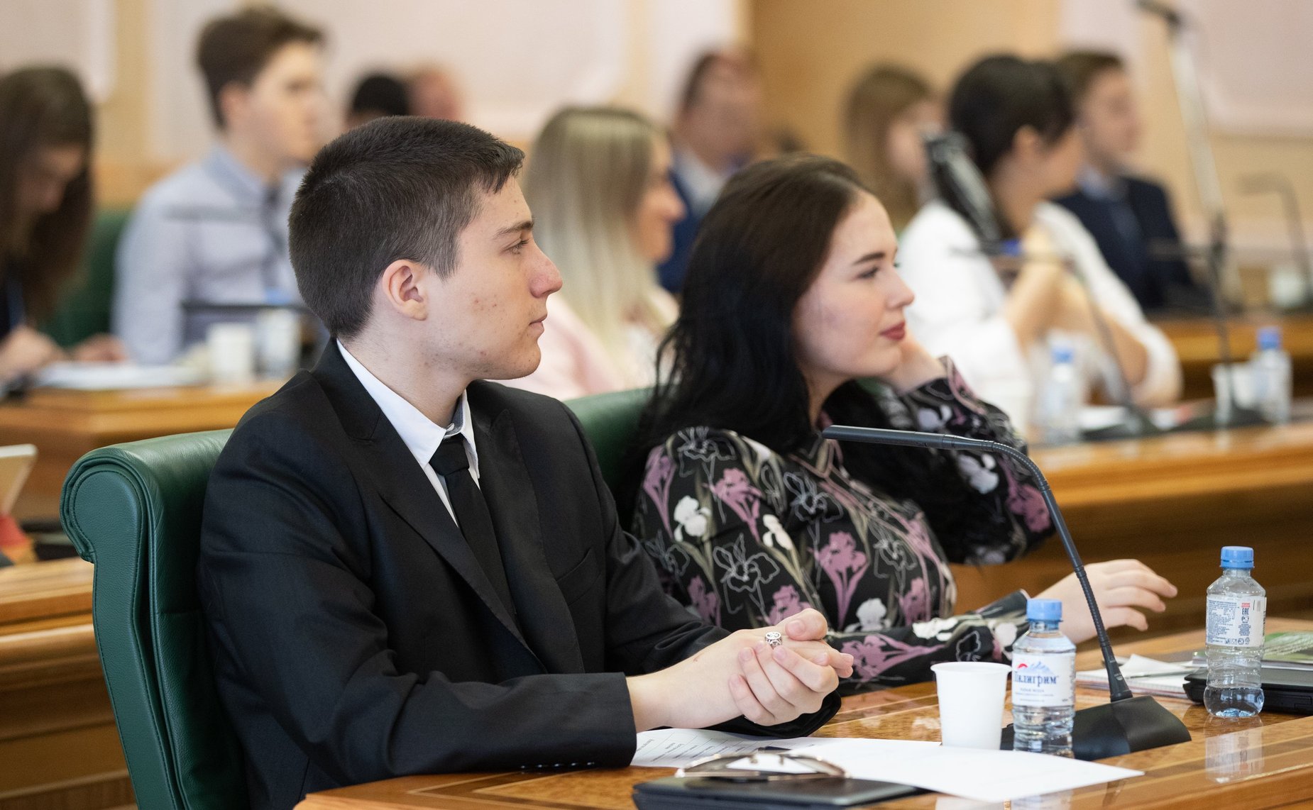 Встреча сенаторов с членами Палаты молодых законодателей