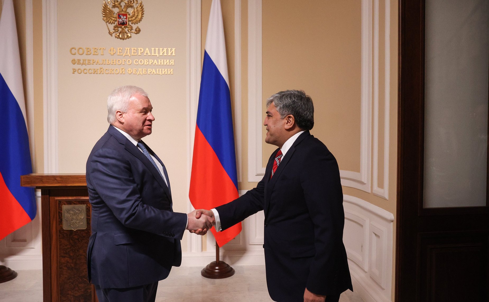 Встреча первого заместителя председателя Комитета СФ по международным делам Андрея Денисова с Чрезвычайным и Полномочным Послом Исламской Республики Пакистан в РФ