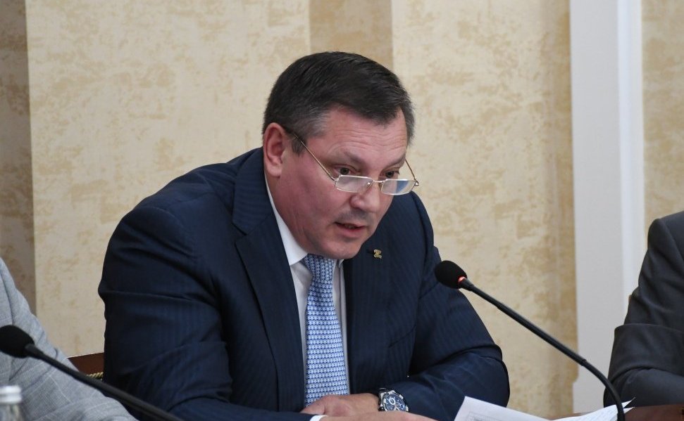 Заместитель председателя Комитета СФ по социальной политике Мохмад Ахмадов провел выездное совещание по вопросу мониторинга реализации положений Федерального закона, направленного на гармонизацию законодательства о спорте