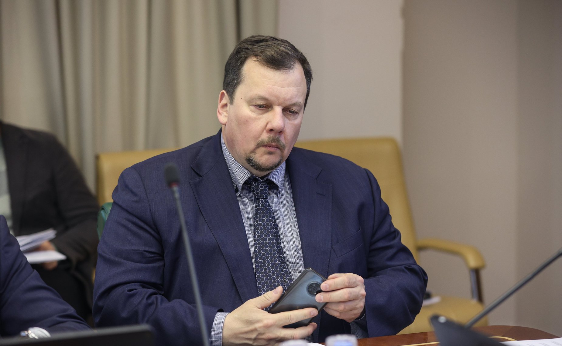 Круглый стол «О мерах по повышению уровня экономической связанности территорий РФ через расширение и модернизацию транспортно-логистической инфраструктуры ДНР, ЛНР, Запорожской области и Херсонской области»