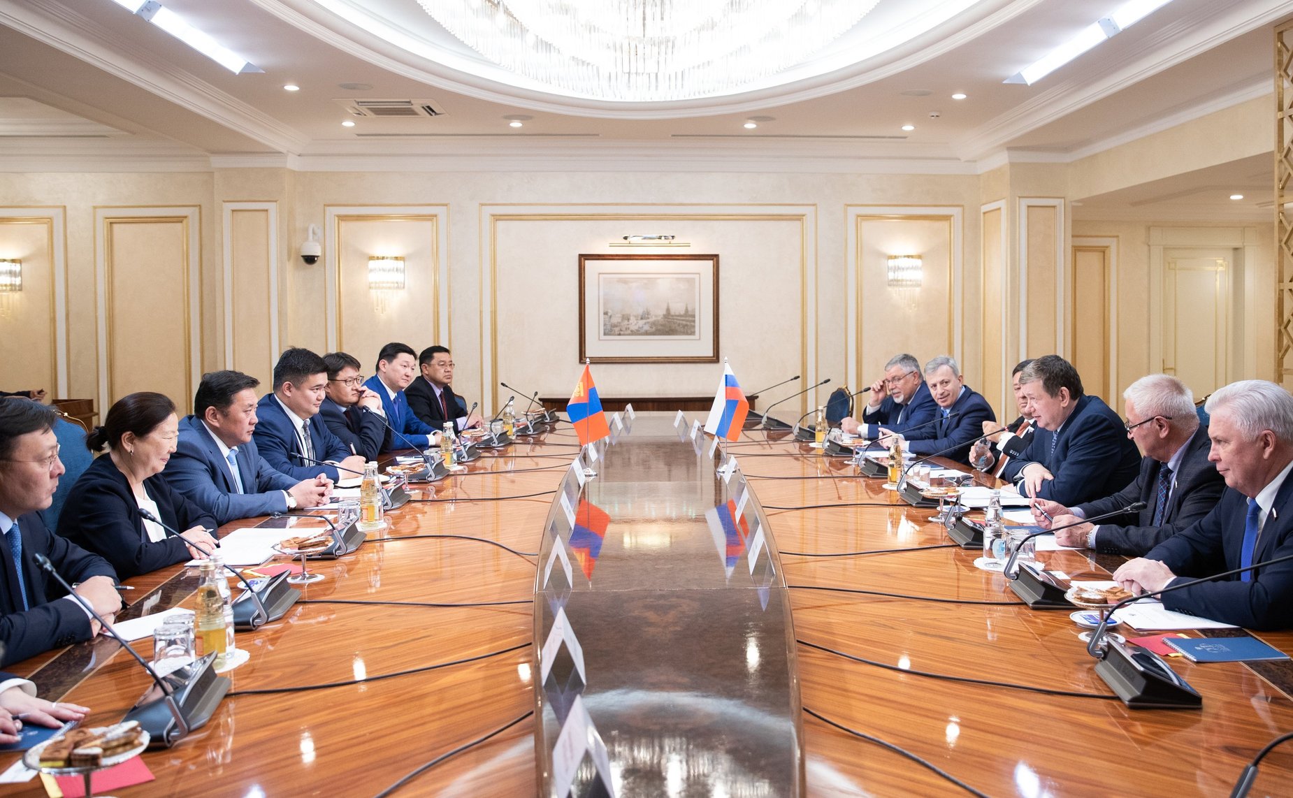 Встреча с Председателем Великого Государственного Хурала Монголии М. Энхбодом