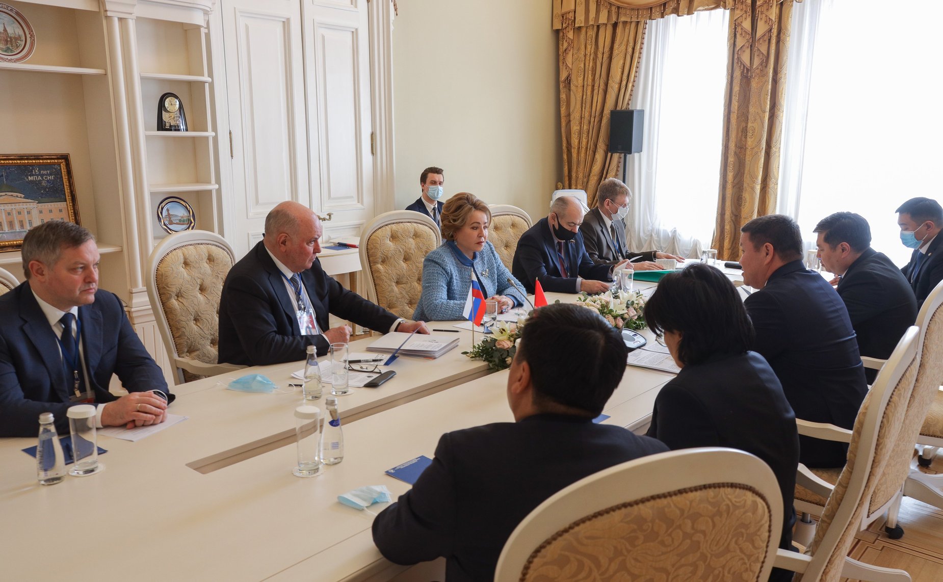 Встреча Председателя Совета МПА СНГ, Председателя СФ Валентины Матвиенко с Председателем Жогорку Кенеша Кыргызской Республики Талантом Турдумаматовичем Мамытовым