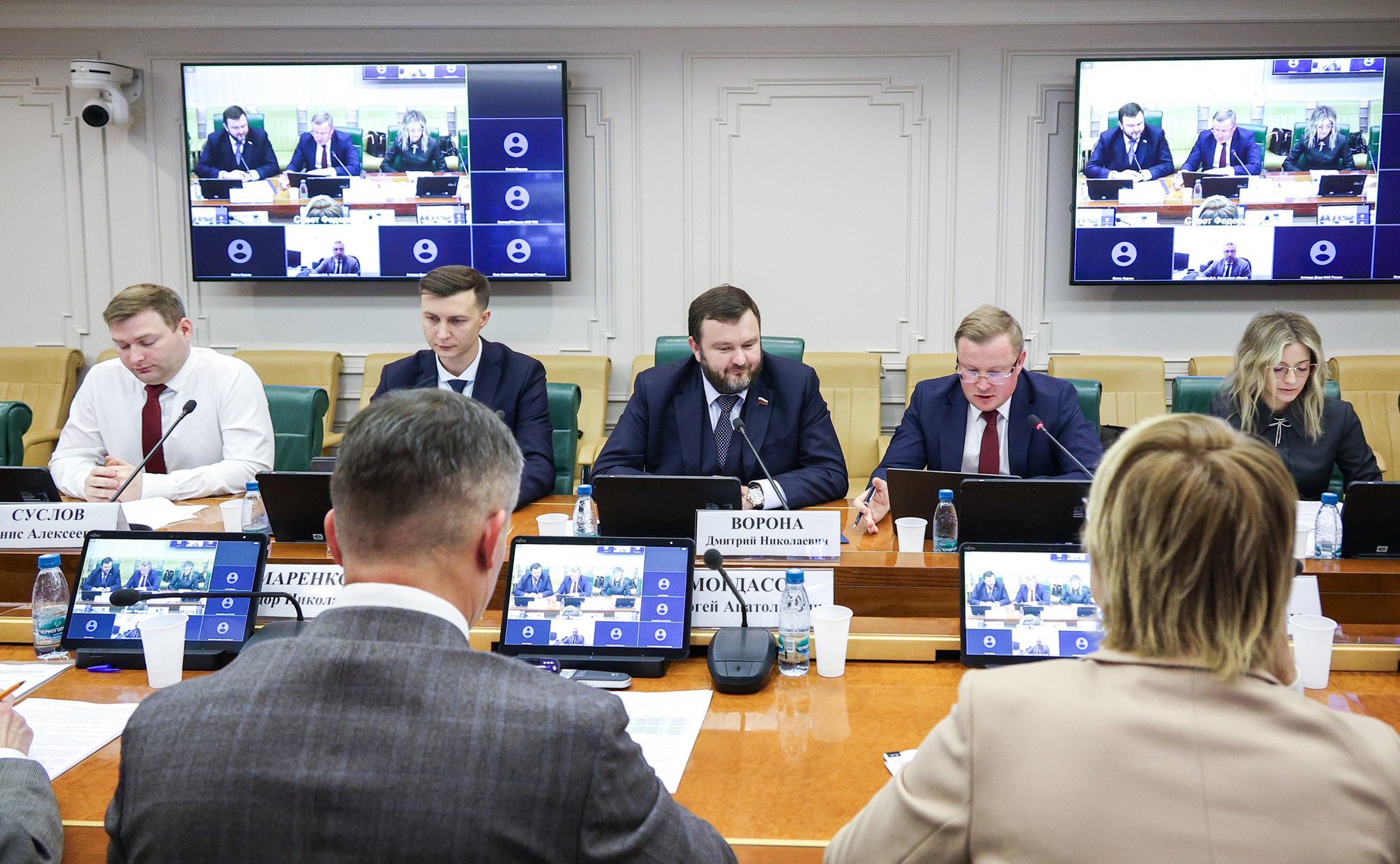 Совещание Комитет Совета Федерации по экономической политике «Актуальные проблемы связи и телекоммуникаций на территориях воссоединенных субъектов Российской Федерации»