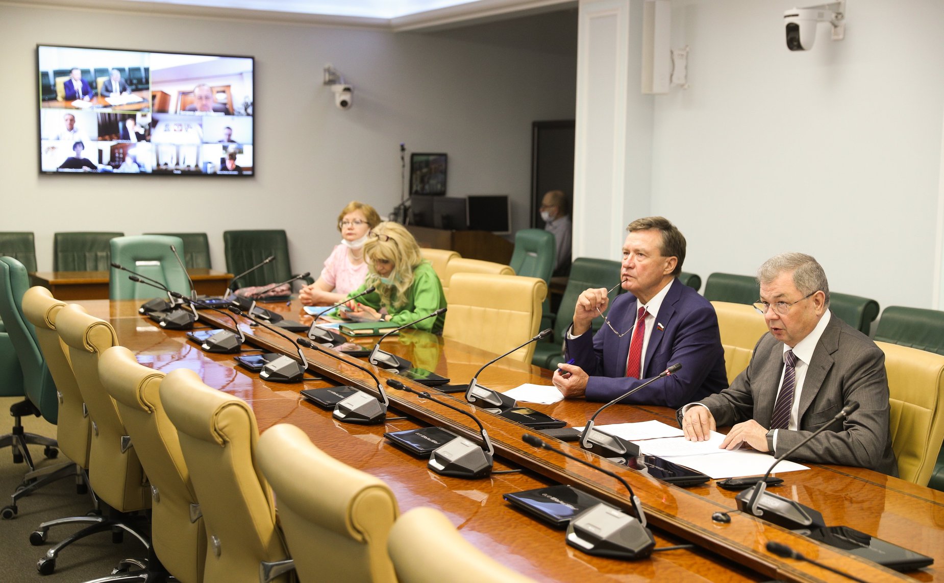 Совещание Комитета Совета Федерации по бюджету и финансовым рынкам