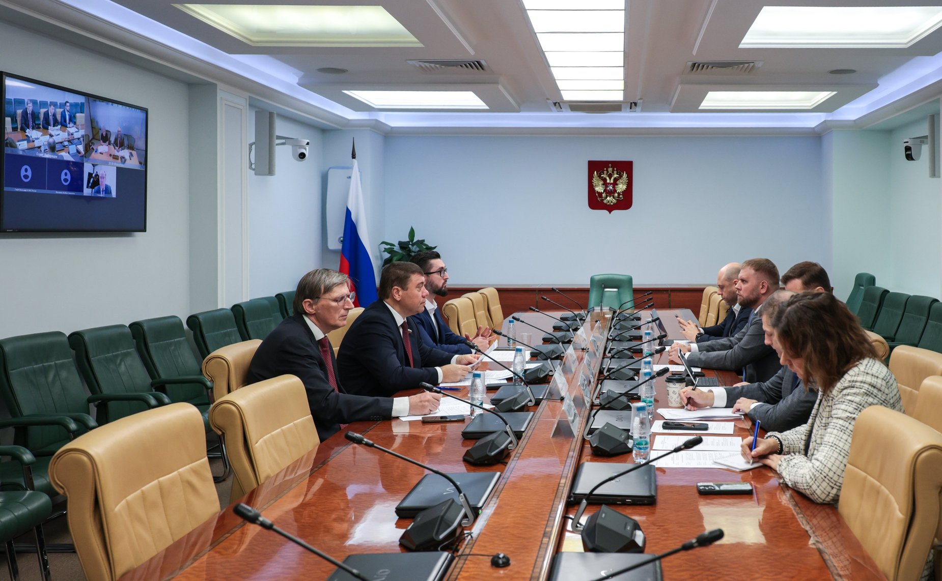 Круглый стол Комитета Совета Федерации по экономической политике на тему «О развитии системы биржевой торговли в рамках БРИКС»