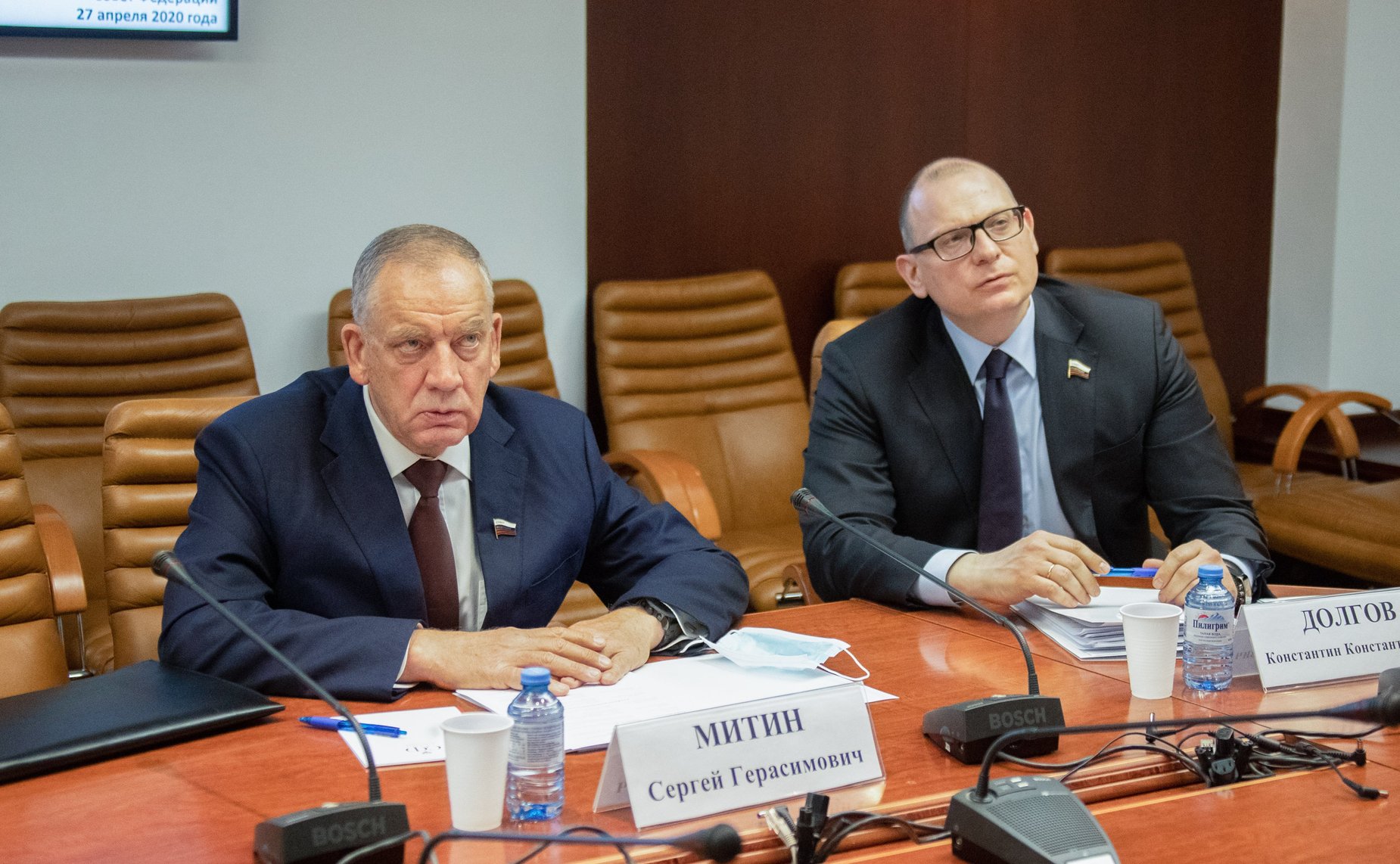 Совещание по рассмотрению вопроса о строительстве рыболовецких судов и судов-краболовов на верфях Дальнего Востока