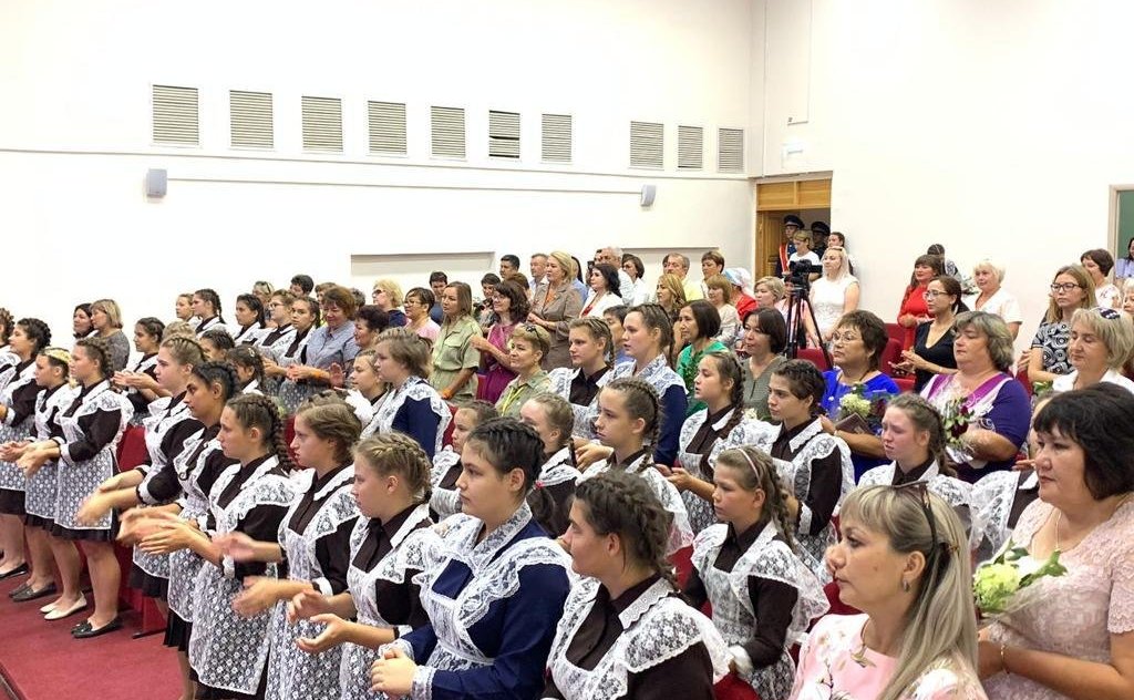 Лилия Гумерова поздравила воспитанниц, педагогов и коллектив Ишимбайского СУВУ с Днем знаний