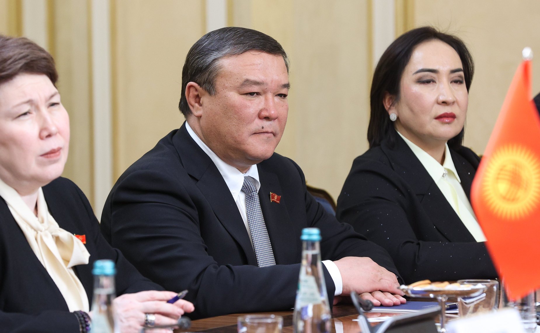 Валентина Матвиенко провела встречу с Председателем Жогорку Кенеша Киргизской Республики Марленом Маматалиевым