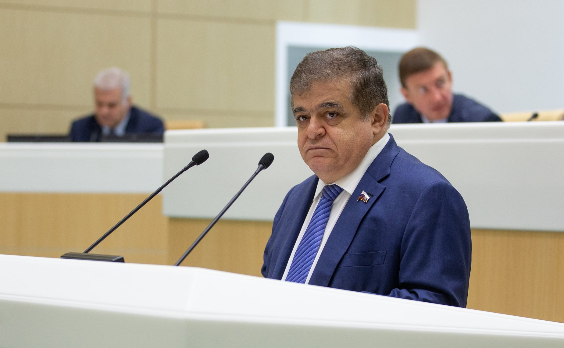 В. Джабаров