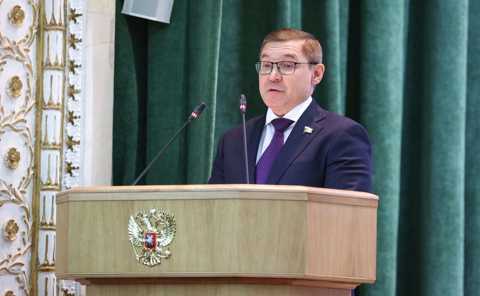 Владимир Якушев