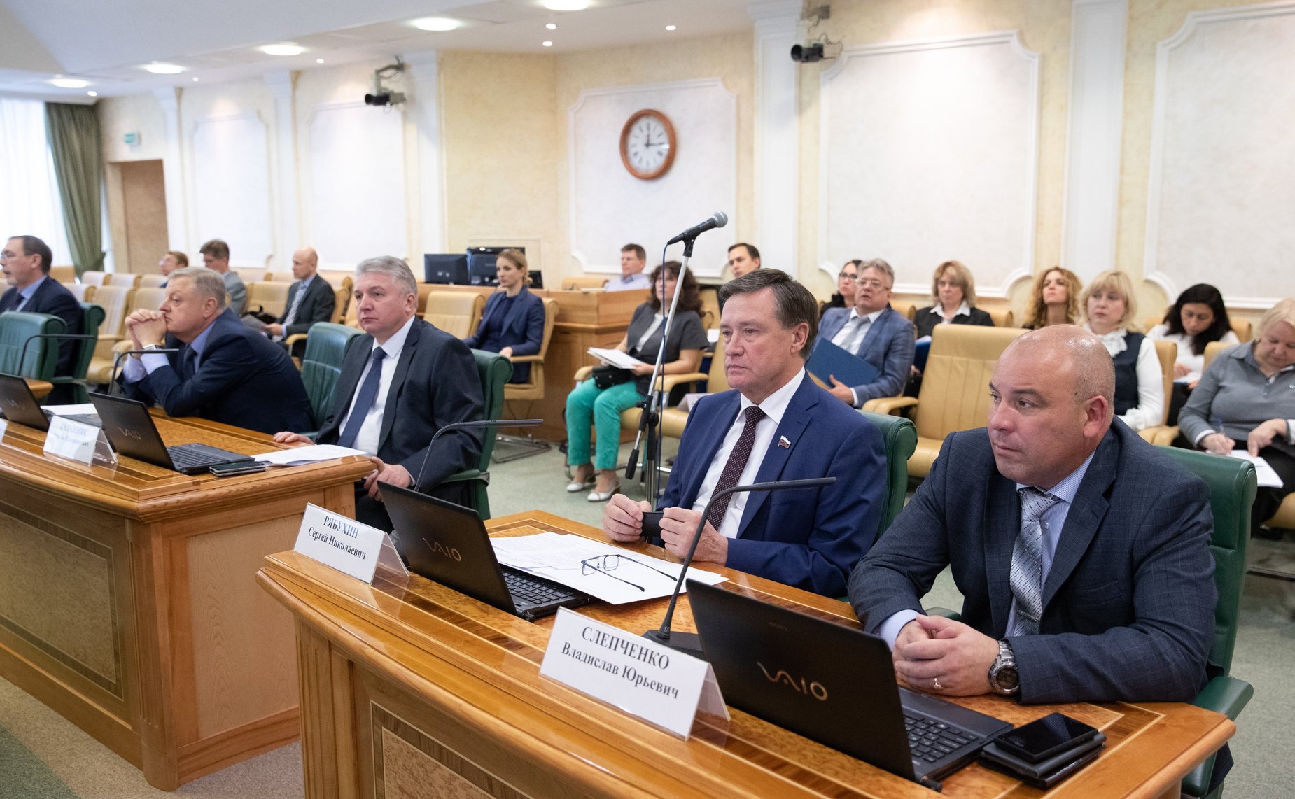 Заседание Комитета СФ по конституционному законодательству и государственному строительству