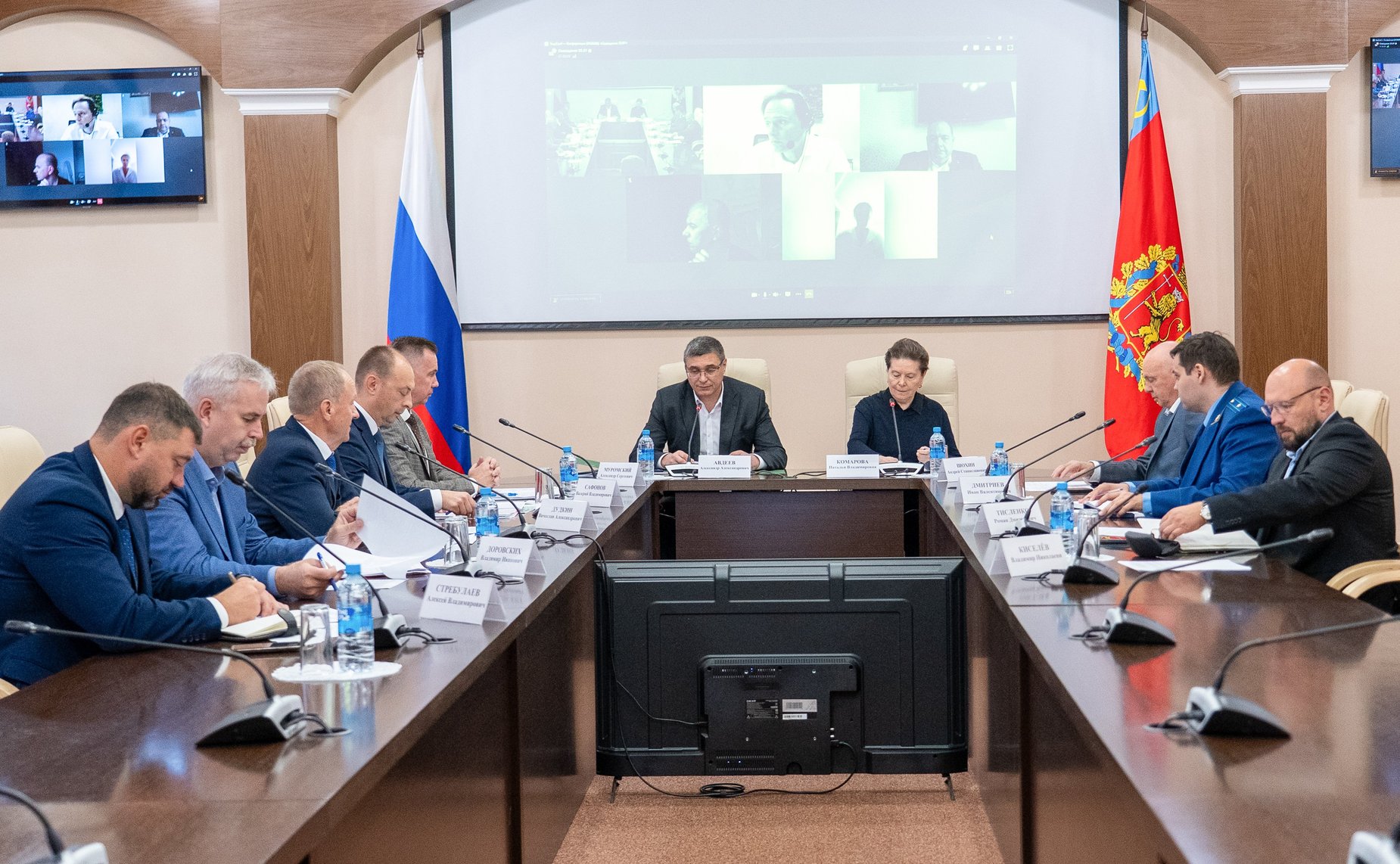 Сенаторы и эксперты обсудили развитие во Владимирской области системы обращения с твердыми коммунальными отходами