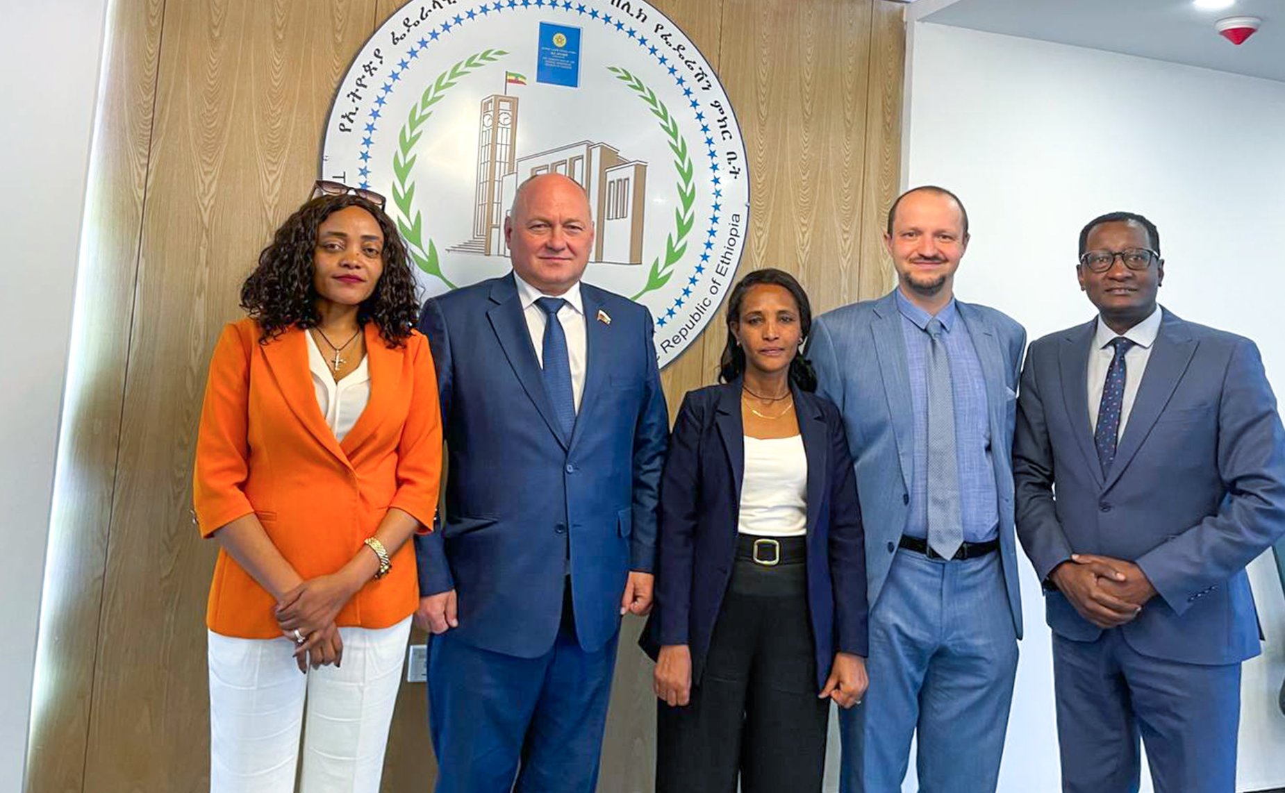 В ходе визита Алексей Кондратенко провел встречу с членами Совета Федерации Демократической Республики Эфиопии